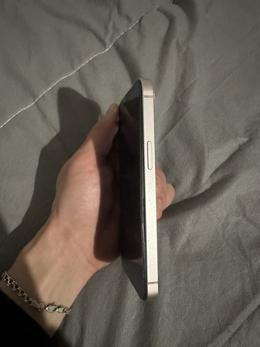 Продам iphone 13 mini 128Gb білий