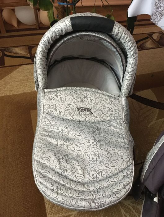 Коляска  2 в 1 в непоганому стані