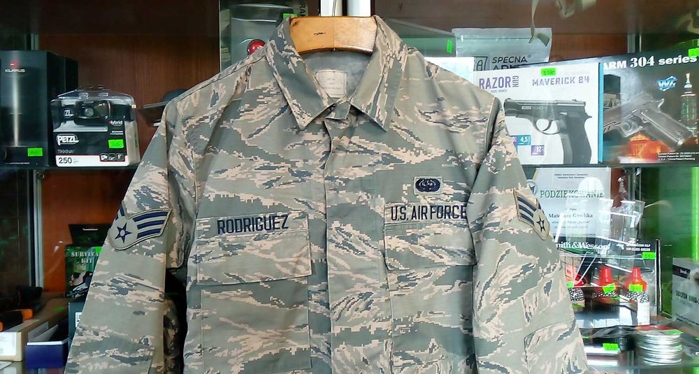 Bluza US Air Force USAF Tiger Stripe r. 40L #3 obszyta naszywkami