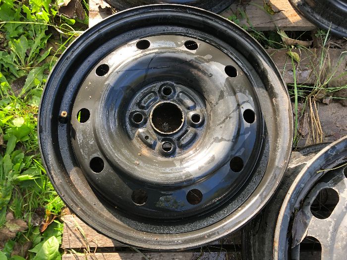 Стальные диски R15 4/100 ET40 - на японский автопром