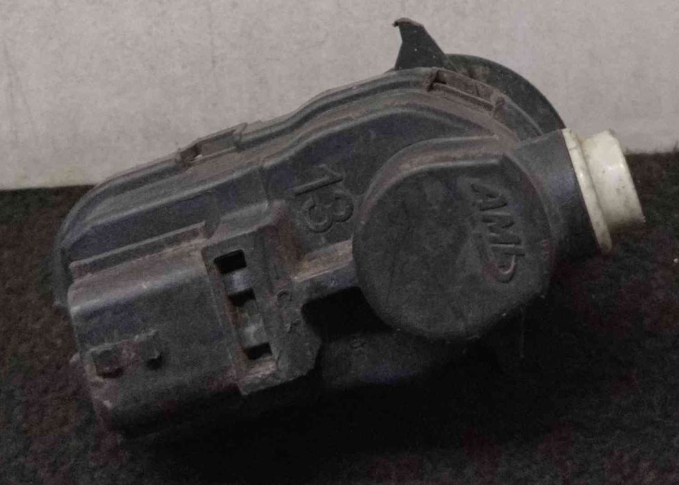 Nivelador de Ótica 8200402521 - RENAULT CLIO III