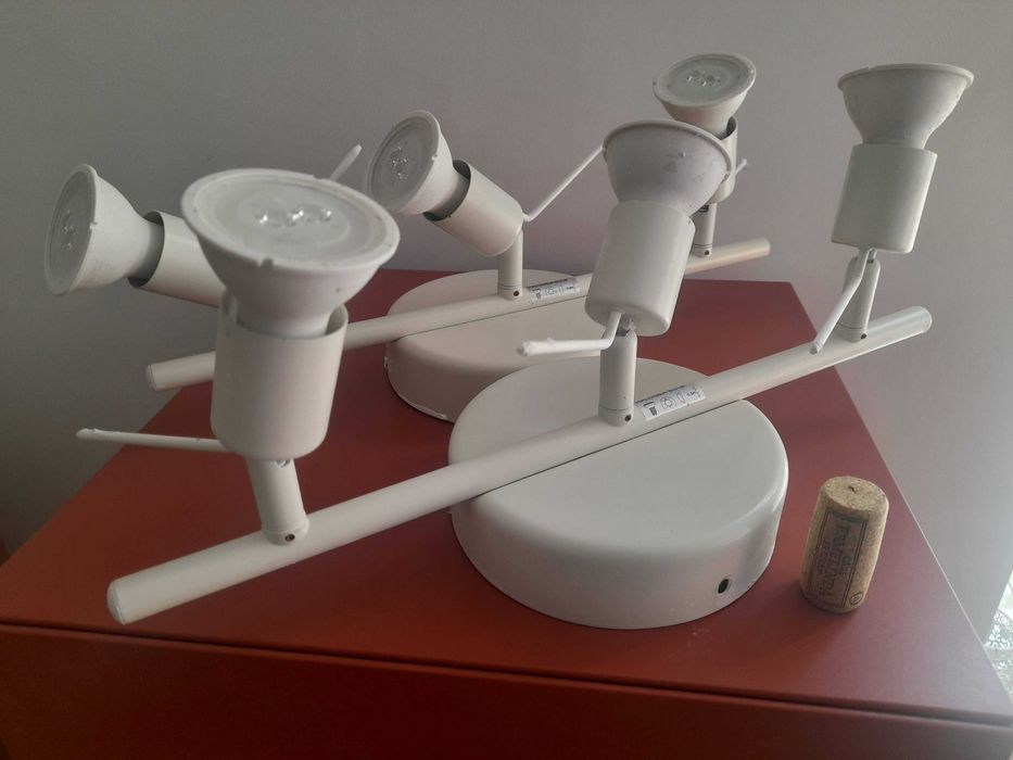 Candeeiros - Dois projectores de tecto com 3 focos móveis