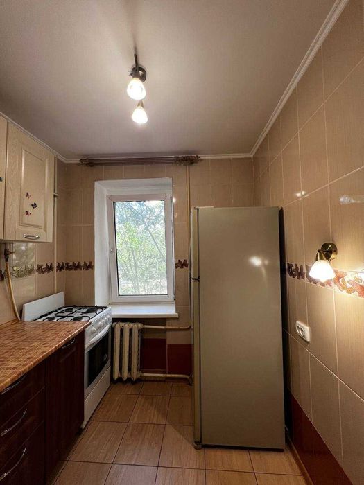 Продам 1 комнатную квартиру (Площадь Победы)