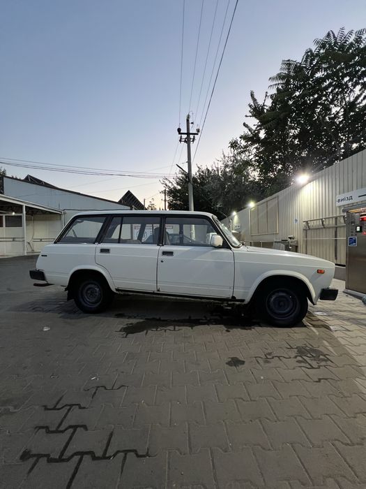 Продам-Ваз 2104 .