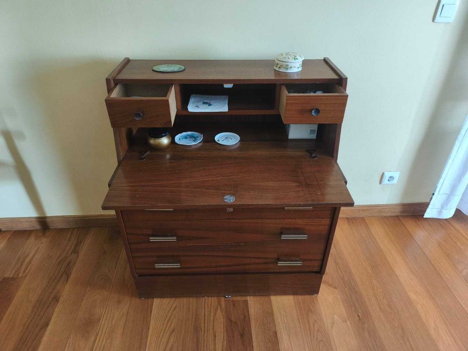 Escrivaninha Vintage em Madeira | Secretária Bar Anos 60/70