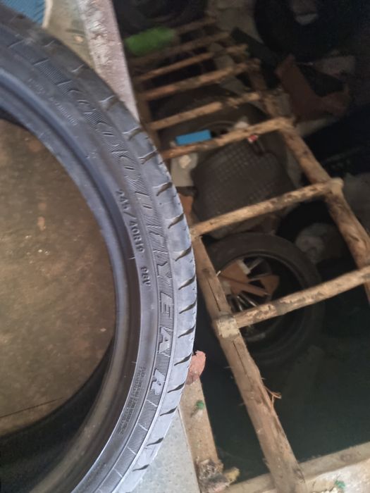 245 40 19 ,Good  Year