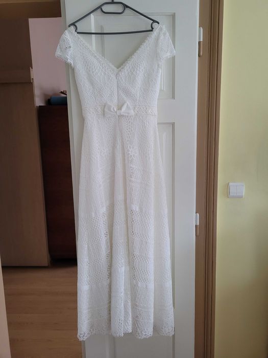 Koronkowa suknia ślubna