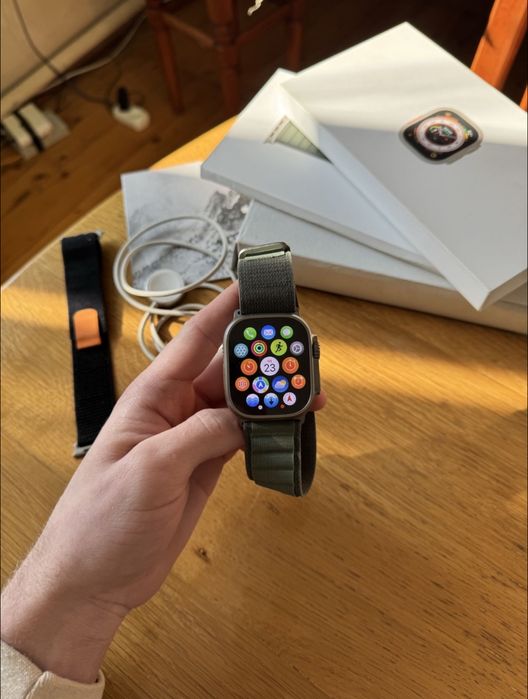 Apple Watch Ultra 1  49 mm
