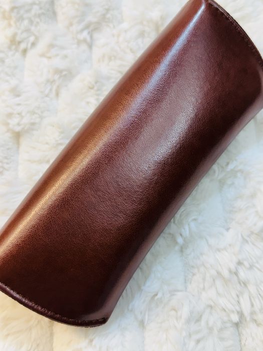 Etui na okulary brąz