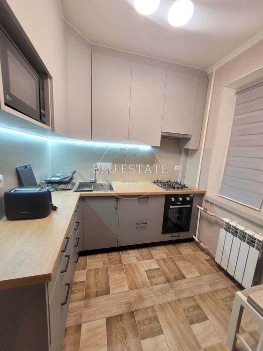 Продам 2к кв-ру з новим ремонтом Березняки, м. Лівобережна, 5 хв