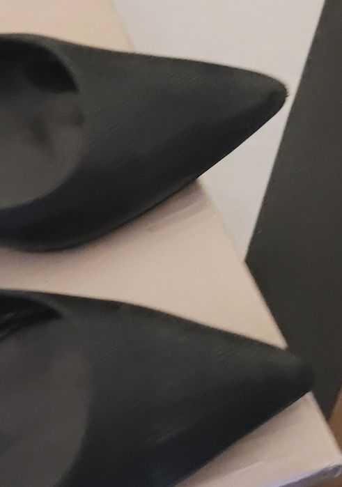 Eleganckie czarne czółenka Lasocki