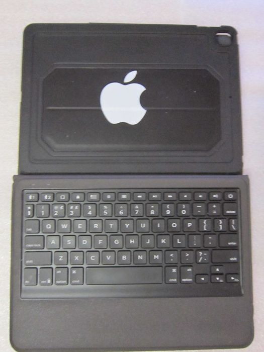 Etui z klawiaturą Zagg Rugged Messeng ZKB102RMB17 iPad 7 8 9 Gen 10.2"