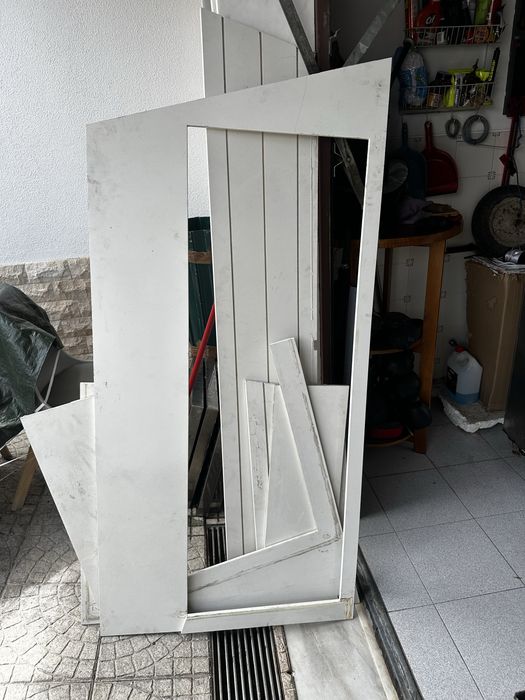 Pedra de balcões ou para uso diverso