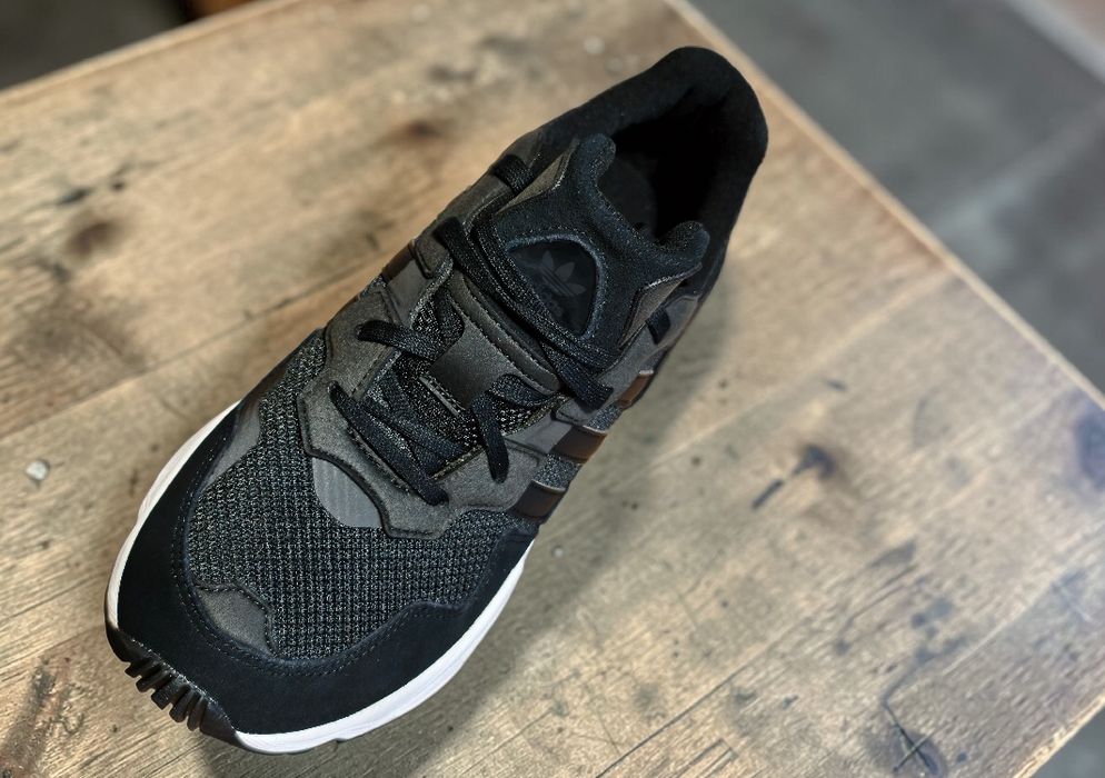 Sneakersy Damskie Dziewczęce Sportowe Adidas Rozmiar 40 - 25,5 cm