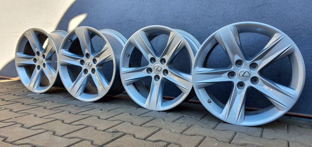 18 5x114.3 lexus