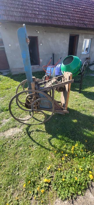 Продам електро січкарку