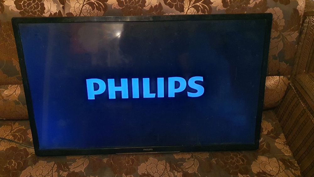 Тв Philips 42PFL4307T FullHD SmartTV (читать описание)