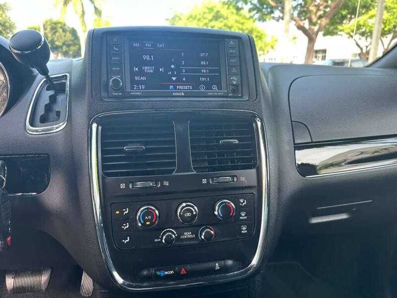 2018 Dodge Grand Caravan SE