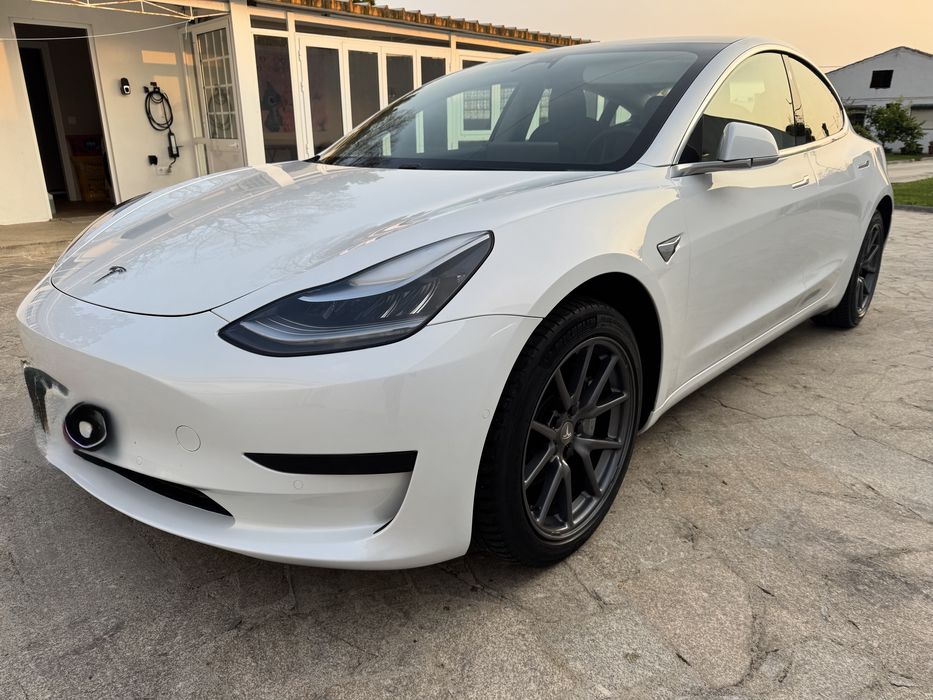Tesla Model 3 sr+64628808166403120