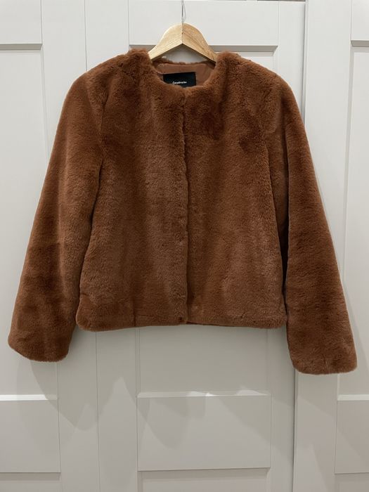 Casaco efeito pelo Stradivarius S