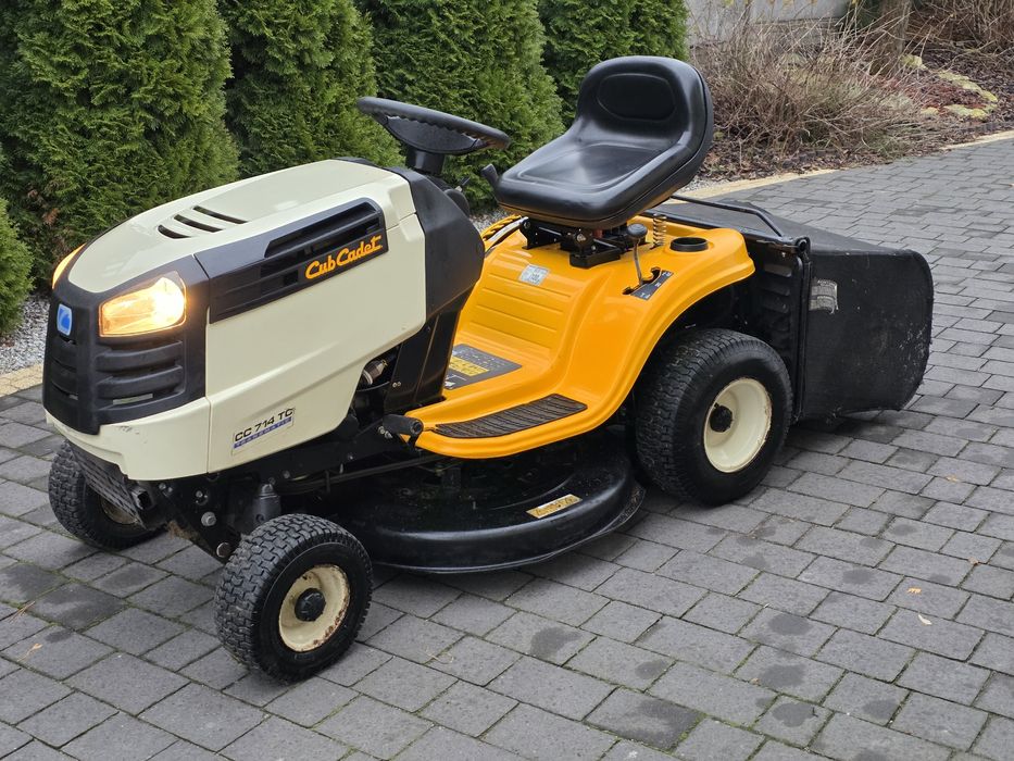 Kosiarka traktorek  Cub Cadet 15.hp z pompą oleju
