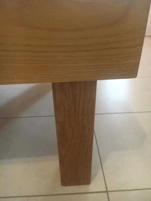 Mesa de centro em carvalho maciço