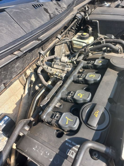 Авто  PASSAT B6  2.0 fsi