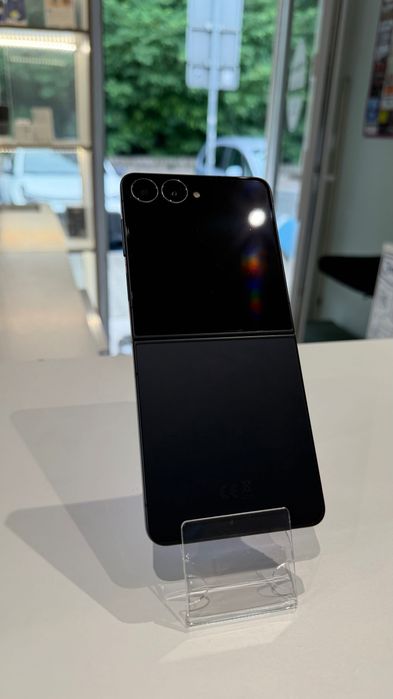 Smartfon Samsung Z Flip 7 256 GB Leszno Gwarancja