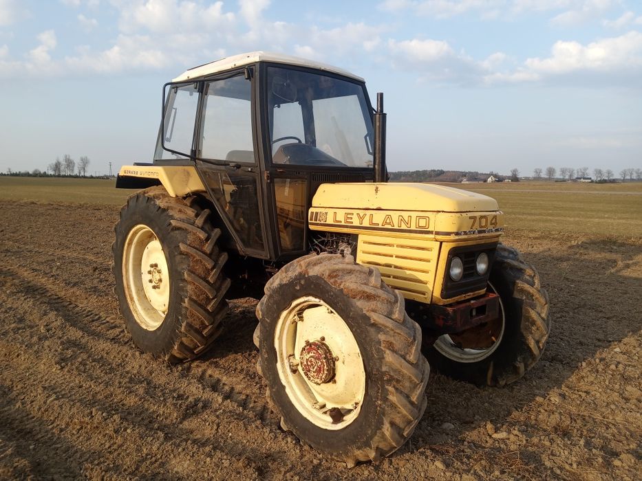 Traktor 4x4 75 km 4 cyl.