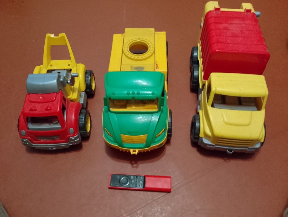 Машинки детские .