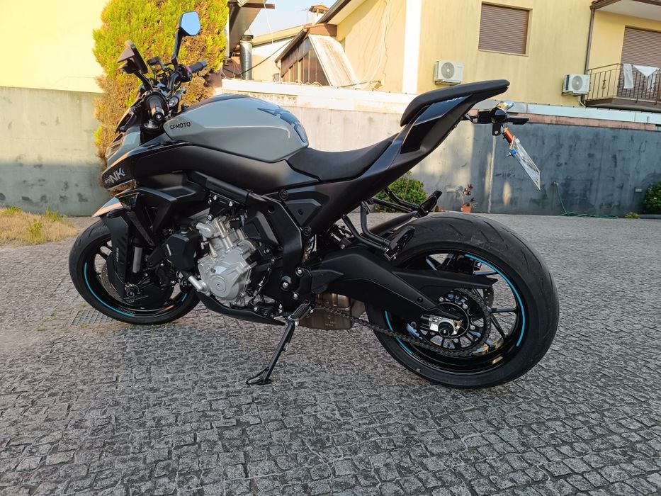 Vendo CF Moto 675NK