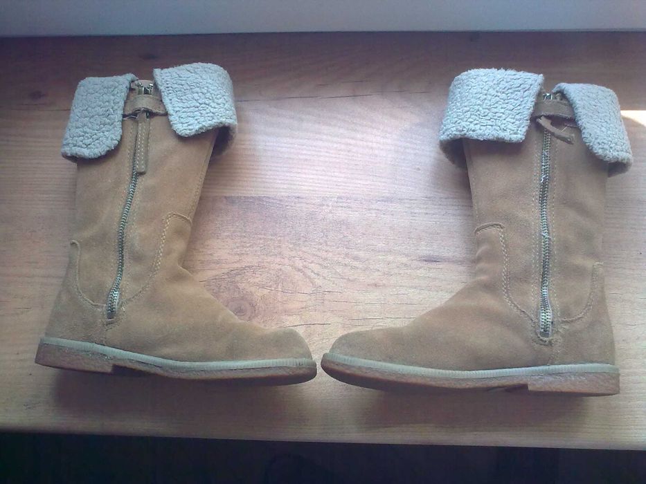 Сапожки замшевые TIMBERLAND для девочки.Оригинал.31 размер.Осень/весна