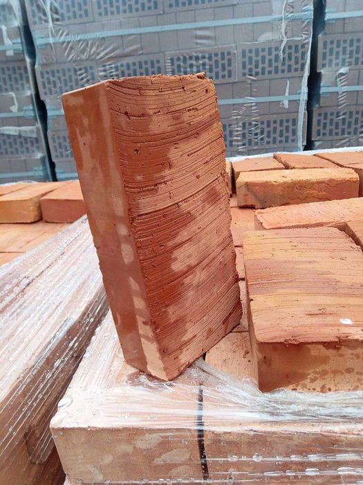 Цегла пічна м200 вогнетривка шамотна каолінова Чотирбоки