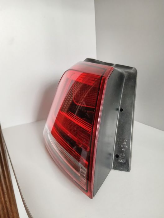 Ліхтар лівий VW Golf VII європа