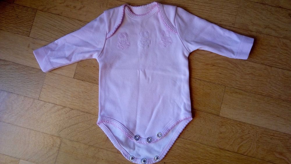 Roupa bebé - Bodies 0-3 meses