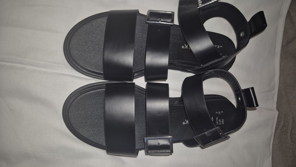 Женские босоножки PRIMARK. Размер 39.