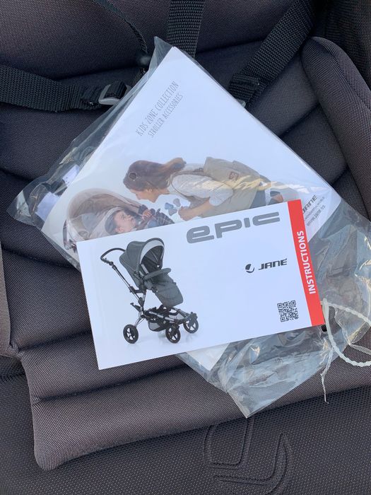 Carrinho bébé, isofix, ovo e cadeira de passeio