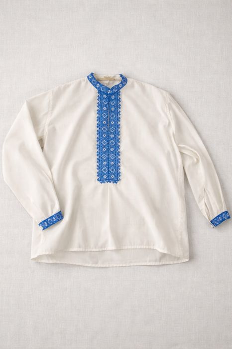 Чоловіча вишита сорочка вишиванка ручна вишивка