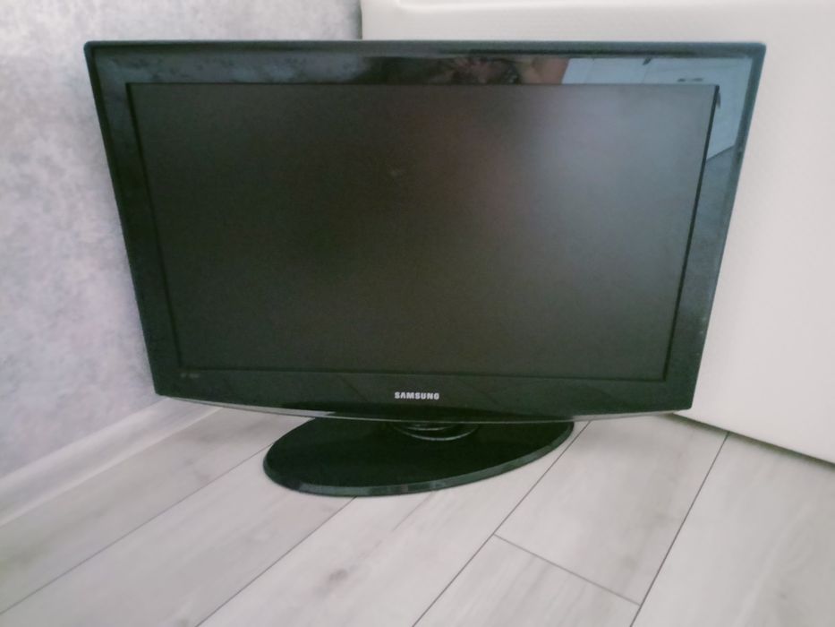 телевизор Samsung 32