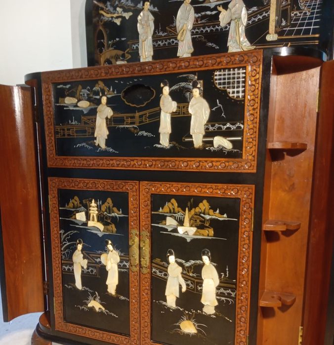 Móvel bar Chinês vintage