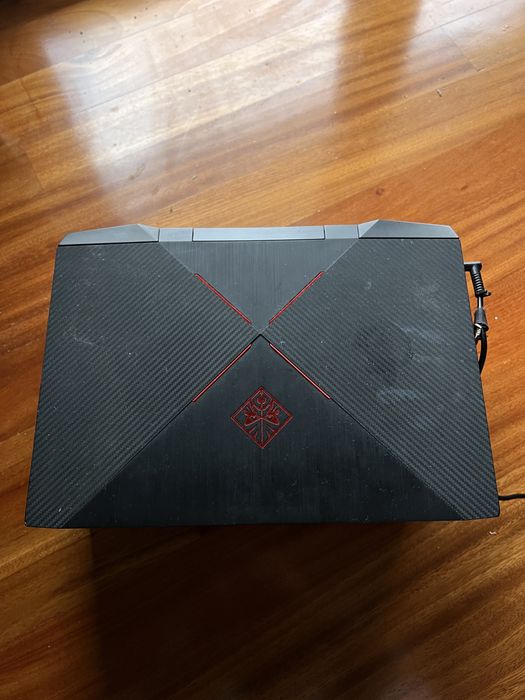 OMEN HP Laptop i5 (Nvidia Geforce GTX 1050)