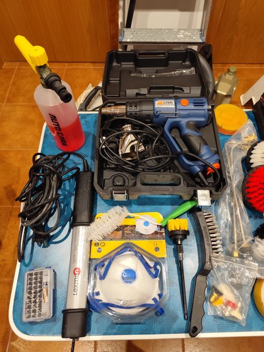 Equipamentos para limpeza de automóveis/casas