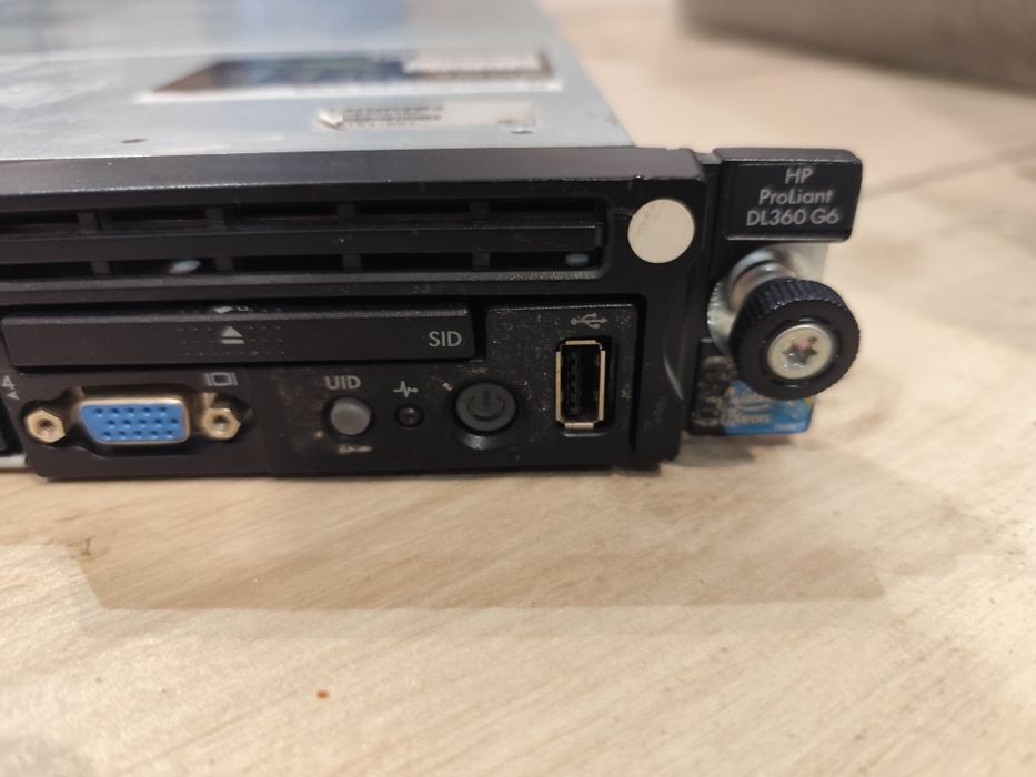 HP Proliant  DL360 G6
