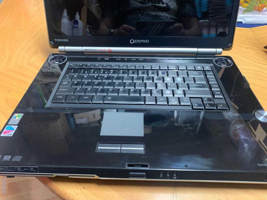 Qosmio G20 141 a funcionar para peças