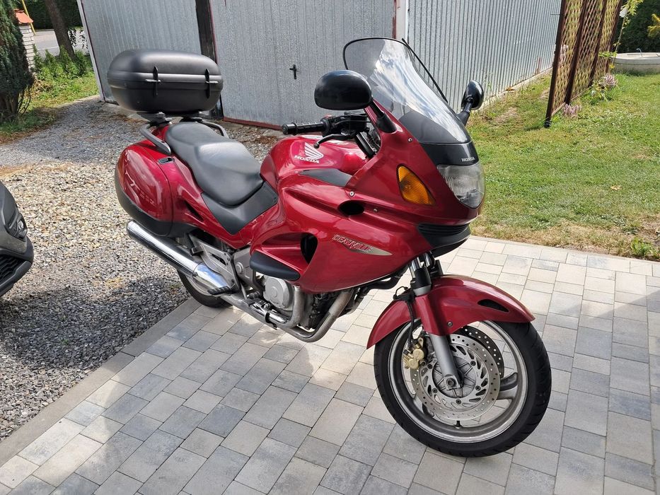 Honda NTV Sprzedam Honda NTV 650 Deauville , 2001 r.