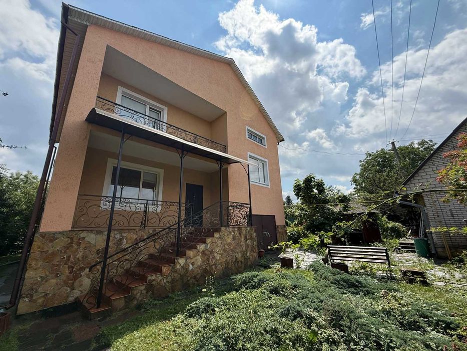 Продаж 2 поверхового будинку з гаражем, с. Тиврів