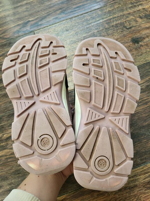 Buty zimowe trapery psi patrol rozmiar 28 wkładka 18 cm dziewczynka skye