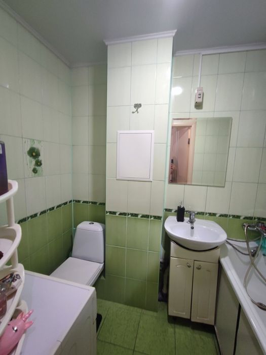Продається 2-кім квартира в Хортицькому районі.