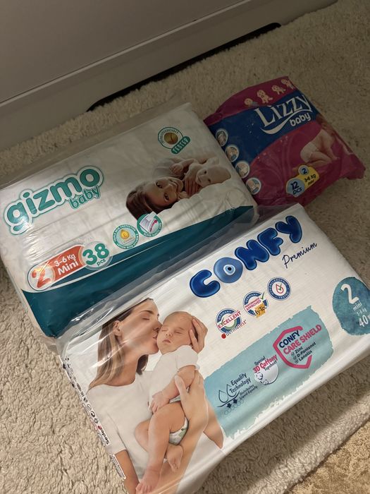 Підгузки, памперси Confy