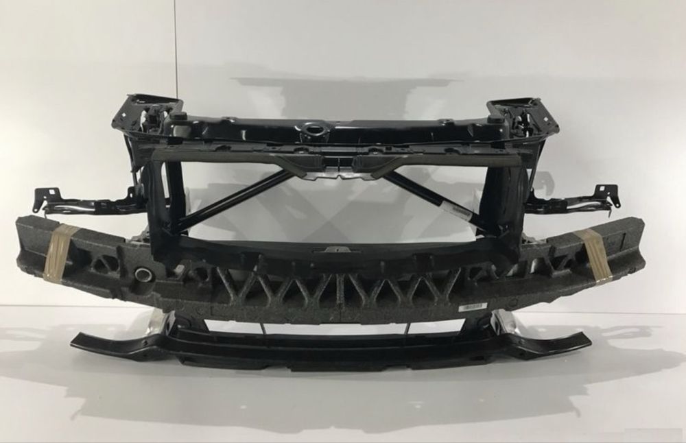 Установочная панель Бмв ф30, bmw f30, телевизор, пакет, шрот